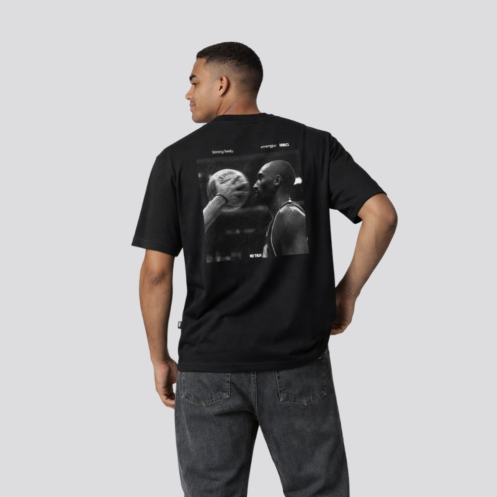 CAMISETA OVERSIZED "KOBE BRIANT"