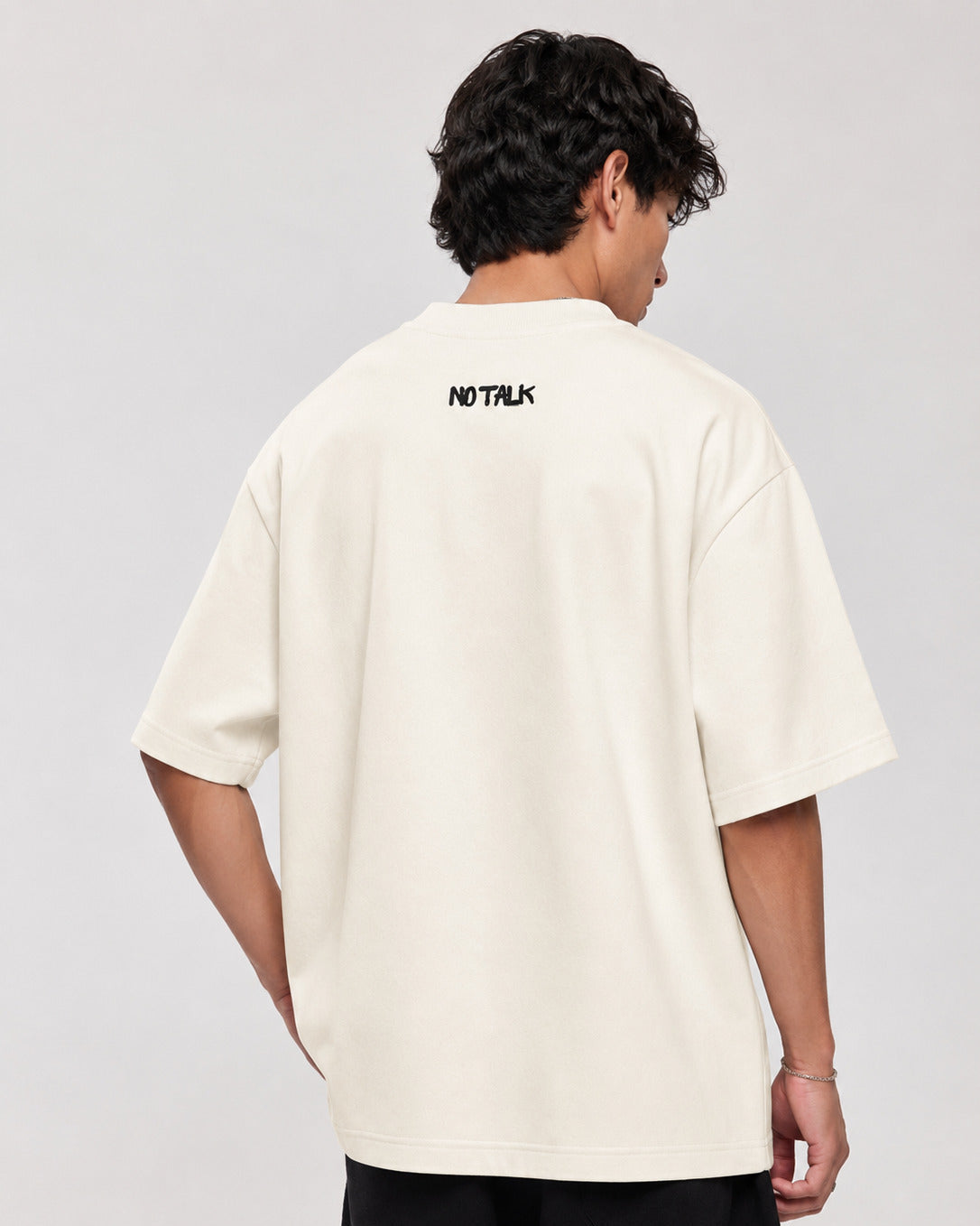 CAMISETA OVERSIZED "MISTER"